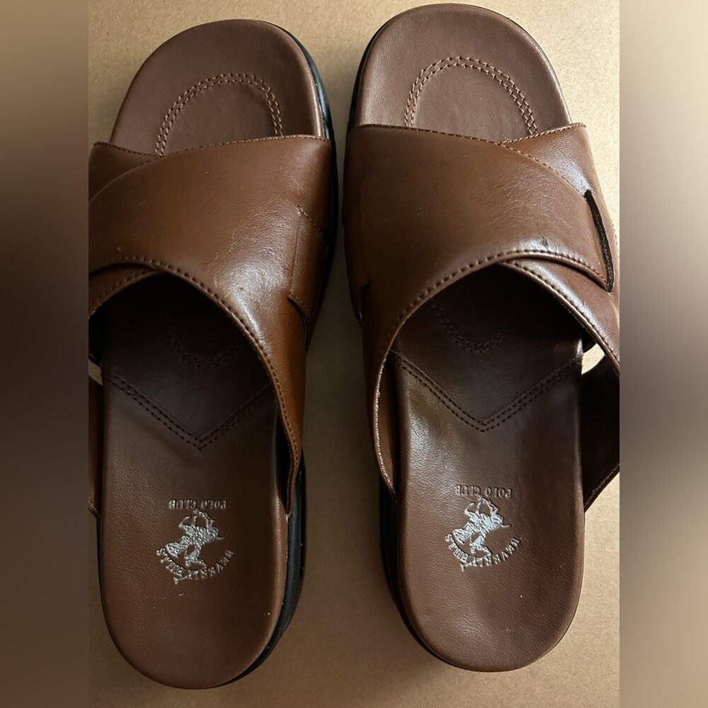 NWT Brown Beverly Hills Polo Club size 6 sandles